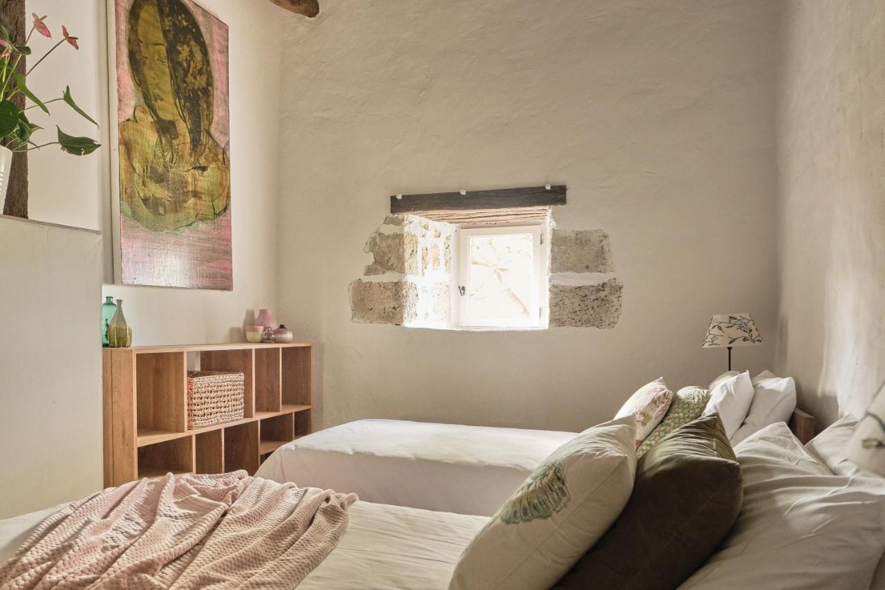 Bed and Breakfast Chateau De Puissentut Homps  Экстерьер фото